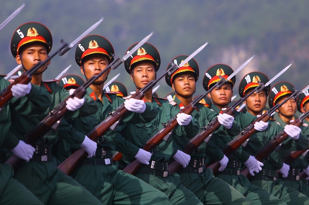 Khối sĩ quan ba quân chủng.