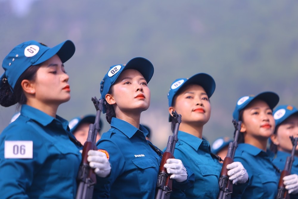 Khối Nữ Dân quân tự vệ.