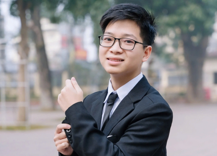 Nguyễn Duy Phong (THPT Chương Mỹ A, Hà Nội).