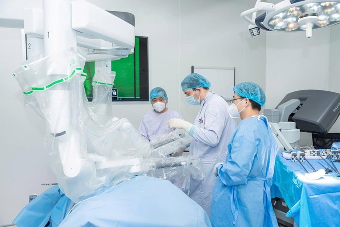 Luật sửa đổi đã quy định cụ thể các trường hợp tham gia BHYT 5 năm liên tục được hưởng BHYT 100% (gồm cả các trường hợp trái tuyến)