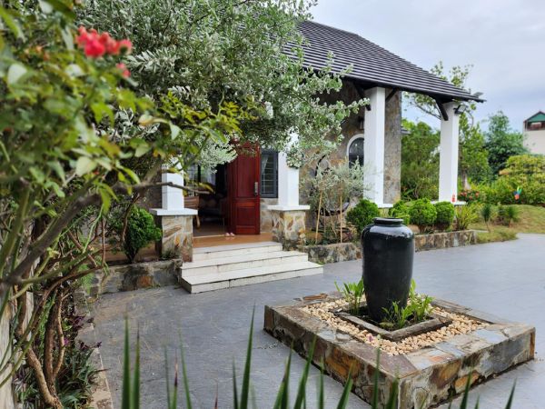 Những vật sau đây không nên để trước nhà nếu không muốn ảnh hưởng sức khỏe và tài vận