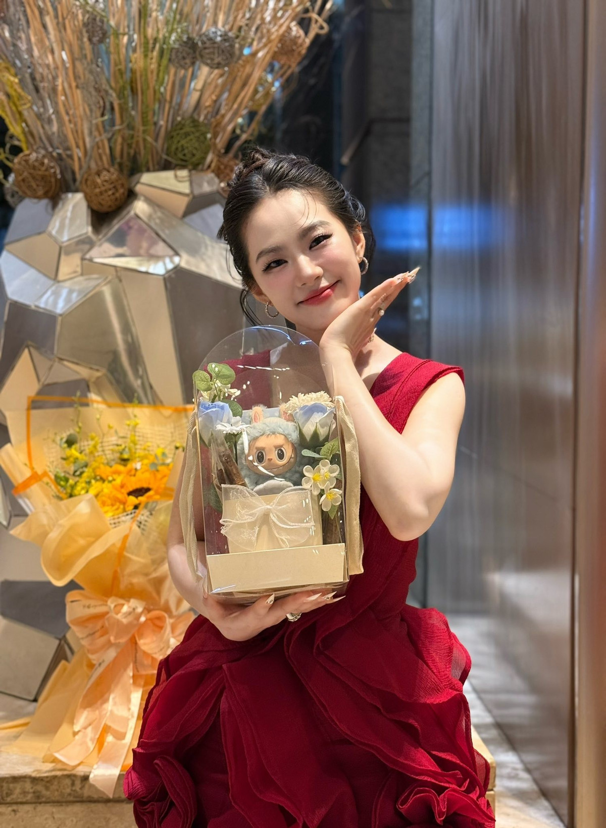 Lương Bích Hữu tuổi 41 xinh như búp bê sau khi giảm 17 kg - 1