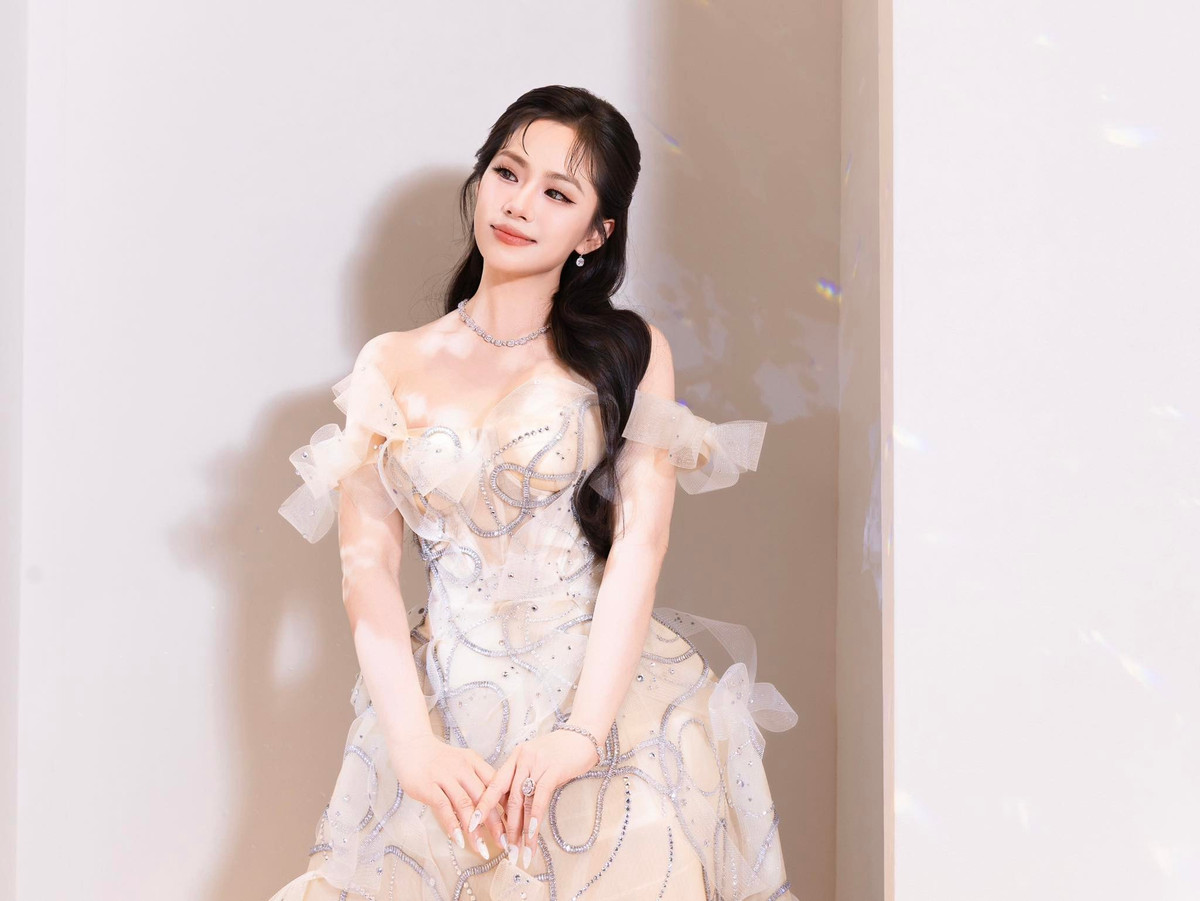Lương Bích Hữu tuổi 41 xinh như búp bê sau khi giảm 17 kg - 3