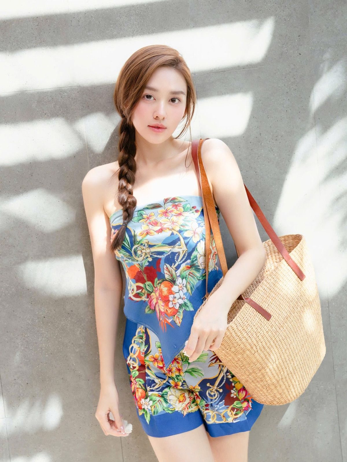 Làm mẹ trẻ nhất showbiz, Tường San đẹp rực rỡ như nàng thơ - 7