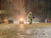 Tin tức - Bão số 3 đã tăng lên cấp cuồng phong vào tối nay và đang ở giai đoạn nguy hiểm nhất