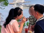 Tin tức - Ngủ quên, gia đình trẻ thoát chết trong vụ lật tàu trên vịnh Hạ Long