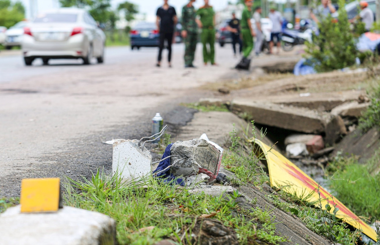 Nạn nhân vụ lật xe khách ở Hà Tĩnh: amp;#34;Mất bố rồi giờ mẹ cũng bỏ em điamp;#34; - 3