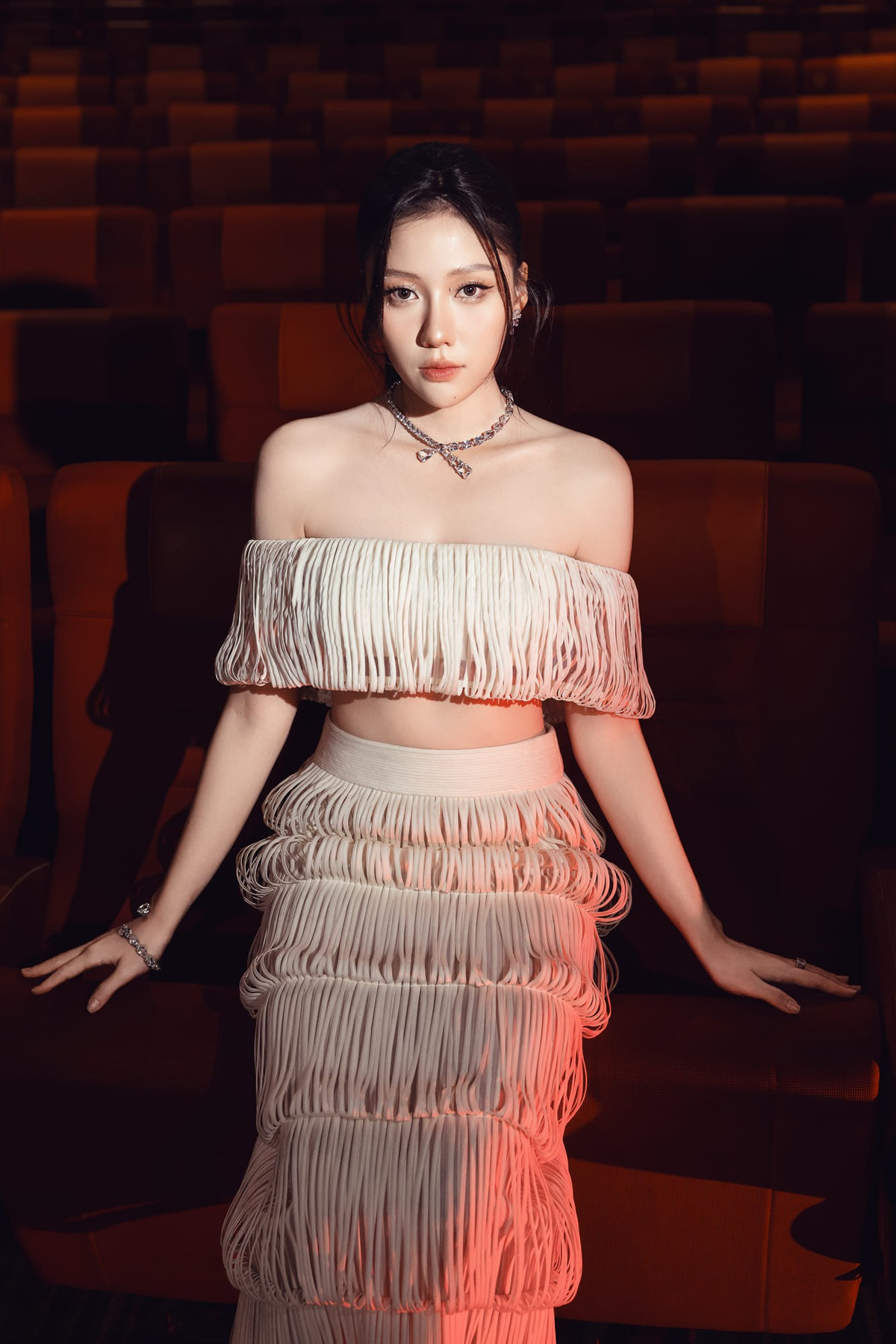 Đọ sắc Văn Mai Hương - Uyển Ân - Phương Anh Đào - 10