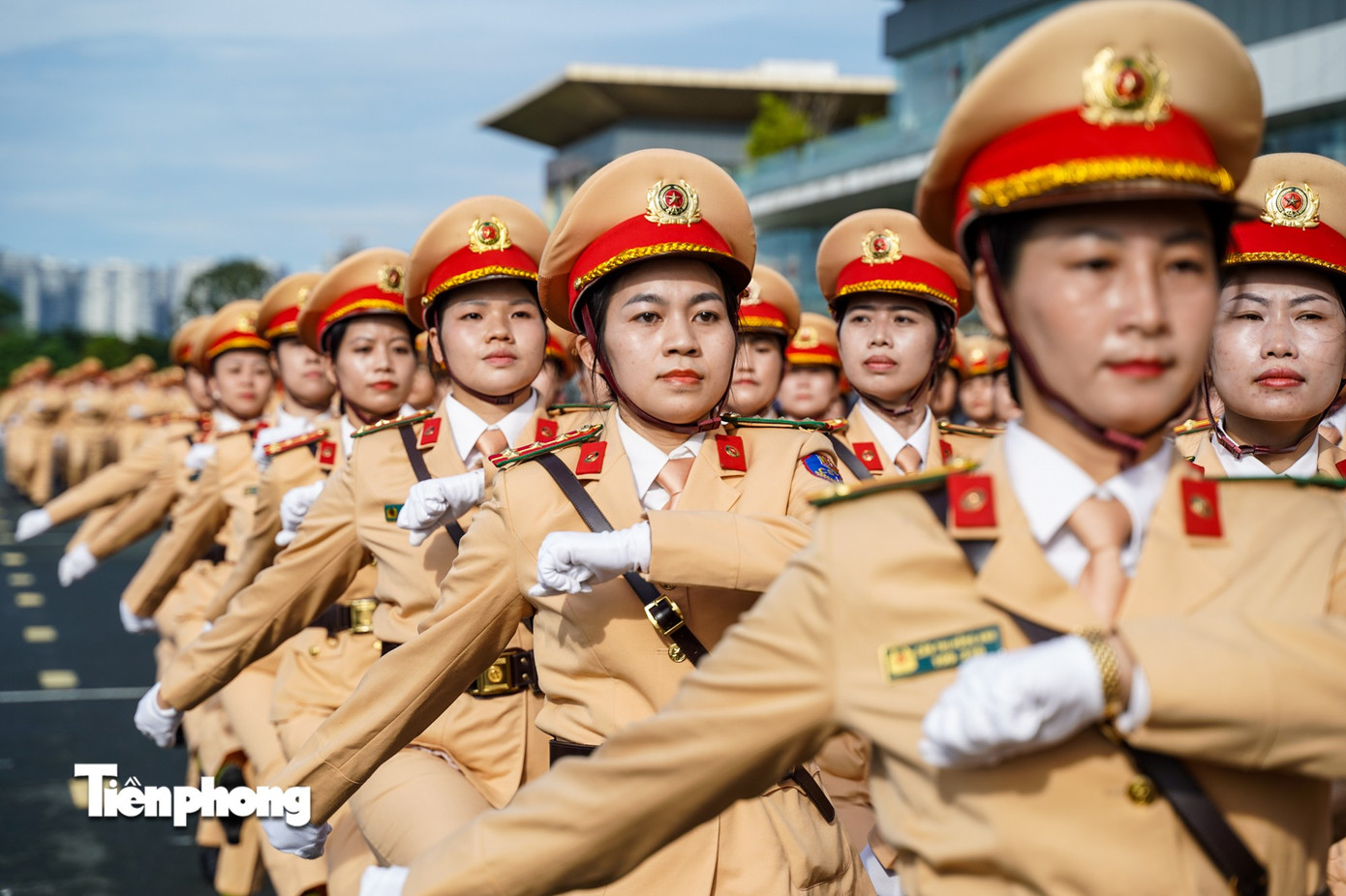 Công an Hà Nội hợp luyện diễu binh, diễu hành cho Ngày hội vì Thủ đô bình yên - 6
