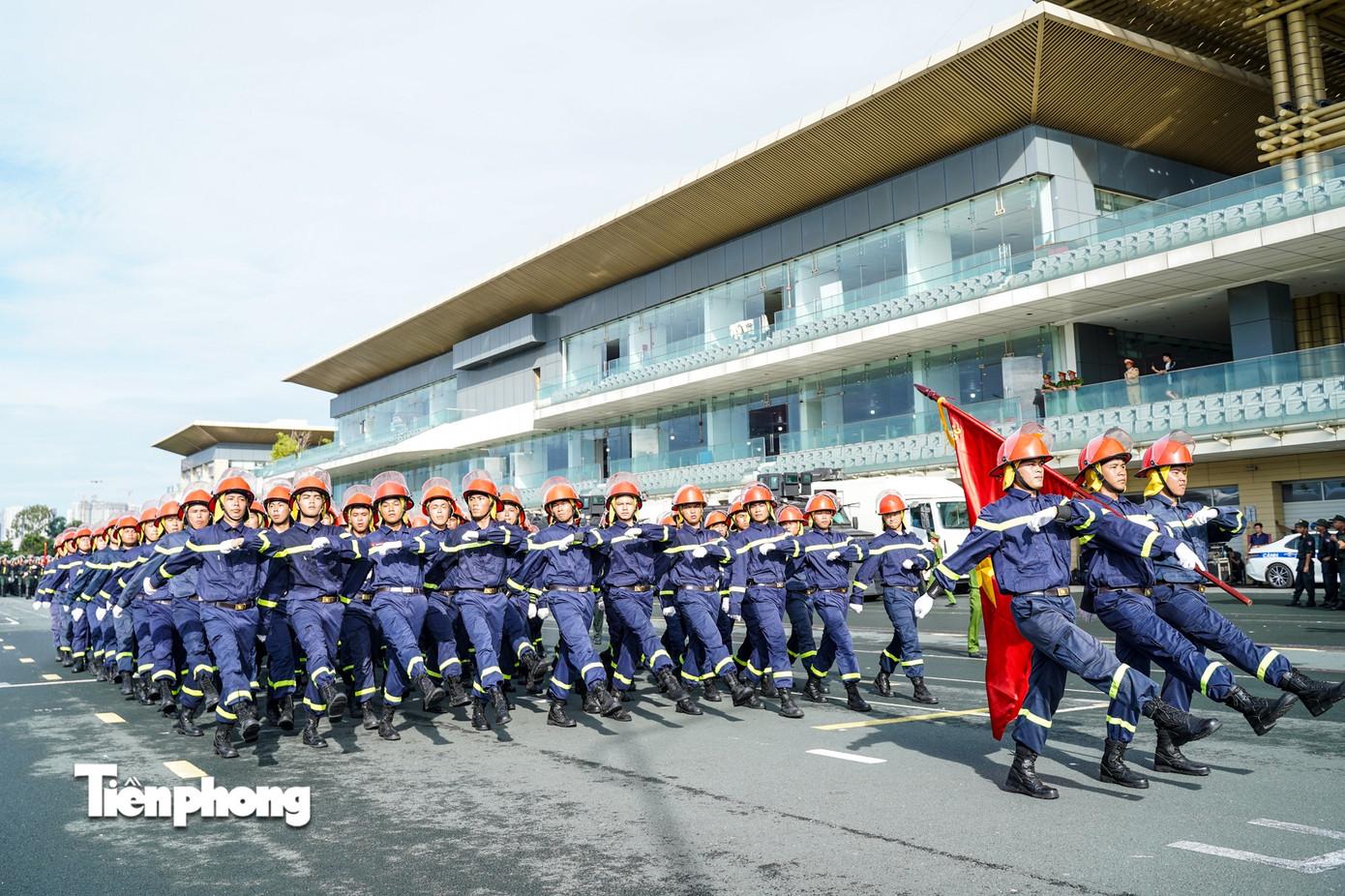Lực lượng phòng cháy chữa cháy và cứu nạn cứu hộ thuộc Công an Hà Nội là đơn vị chuyên trách thực hiện nhiệm vụ phòng ngừa, ứng phó và khắc phục hậu quả các sự cố cháy nổ, tai nạn và các tình huống khẩn cấp khác trên địa bàn thành phố.