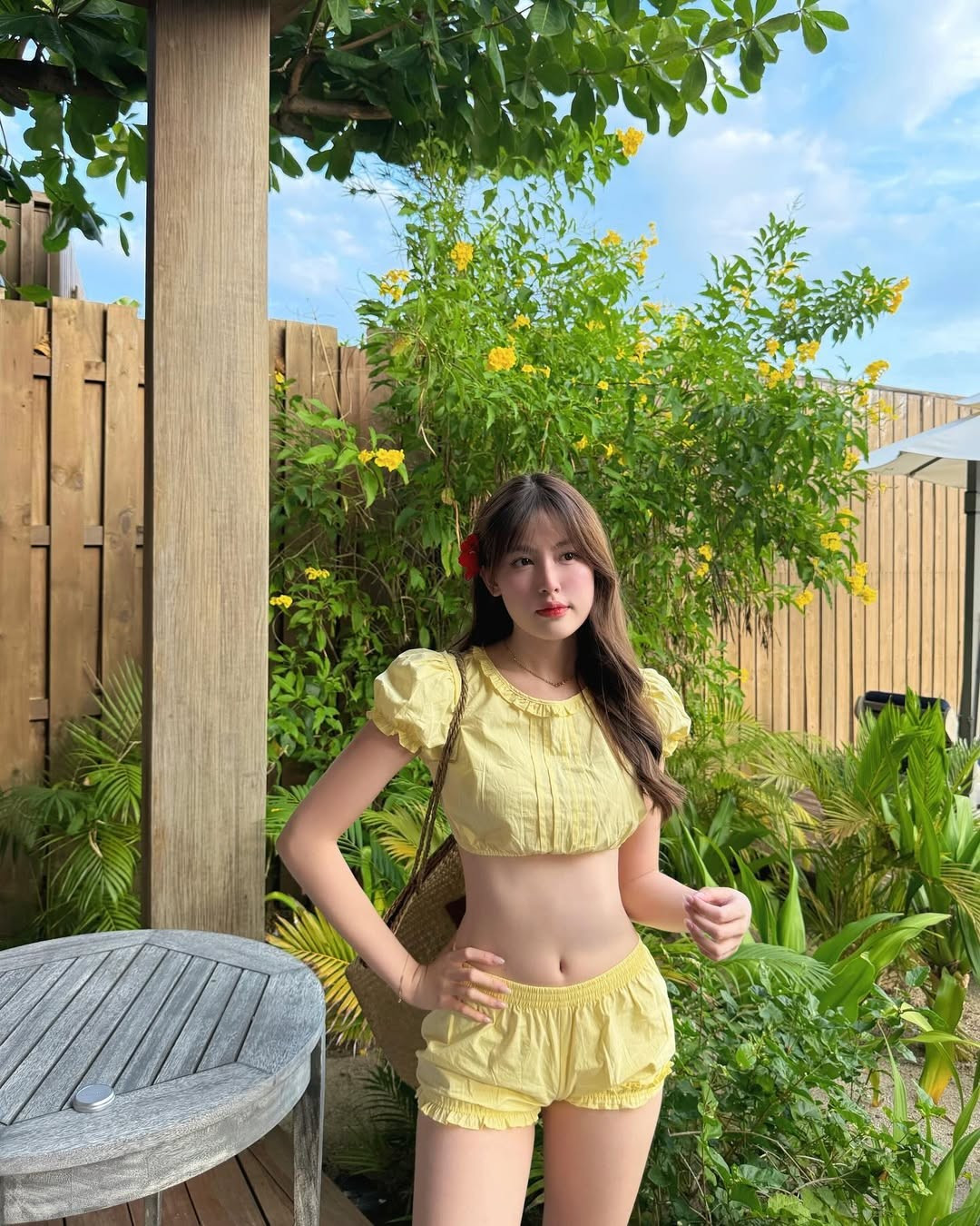Hot girl Tăng Mỹ Hàn lên đồ khoe body amp;#34;căng đétamp;#34;, vòng eo cực phẩm - 10