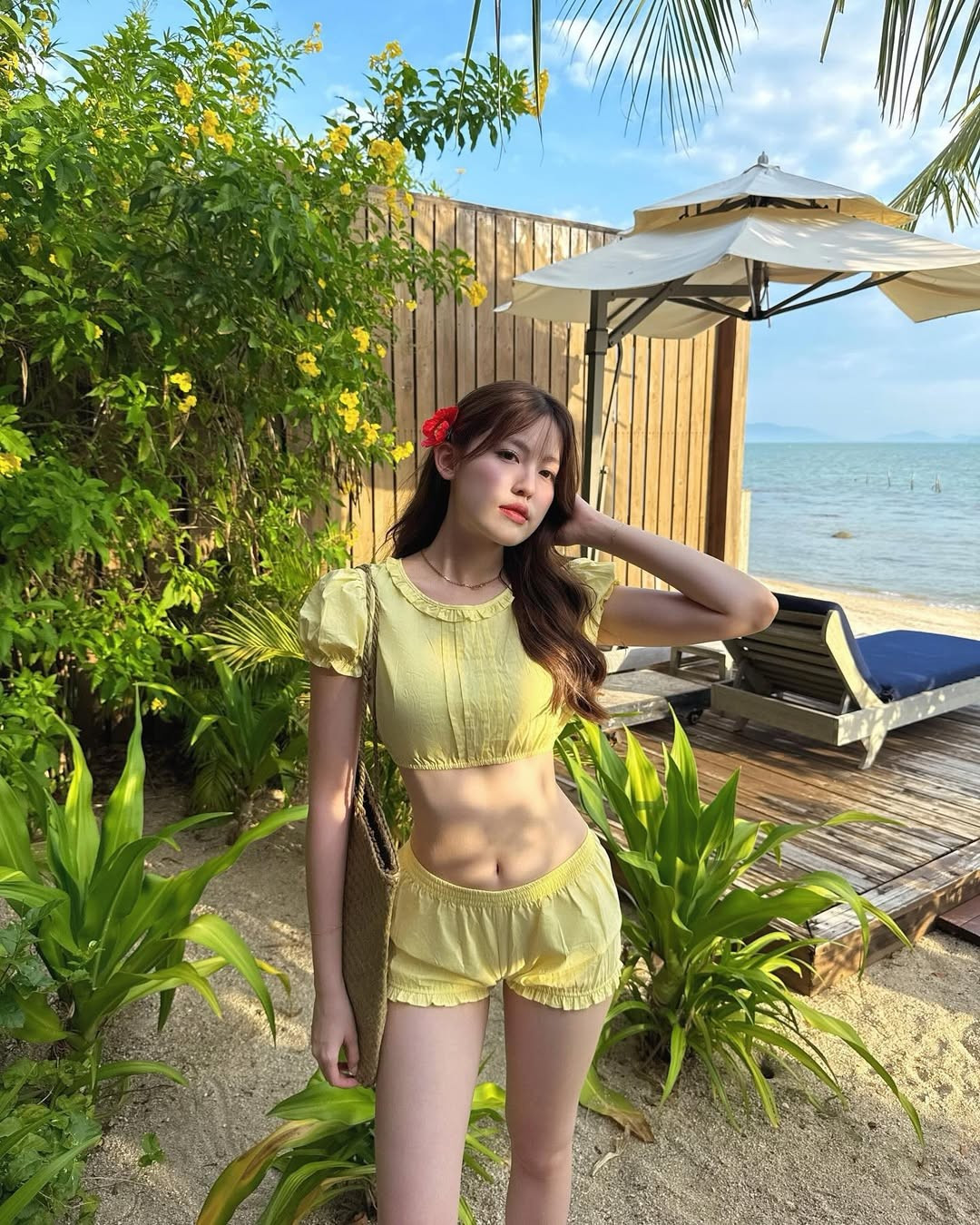 Hot girl Tăng Mỹ Hàn lên đồ khoe body amp;#34;căng đétamp;#34;, vòng eo cực phẩm - 5