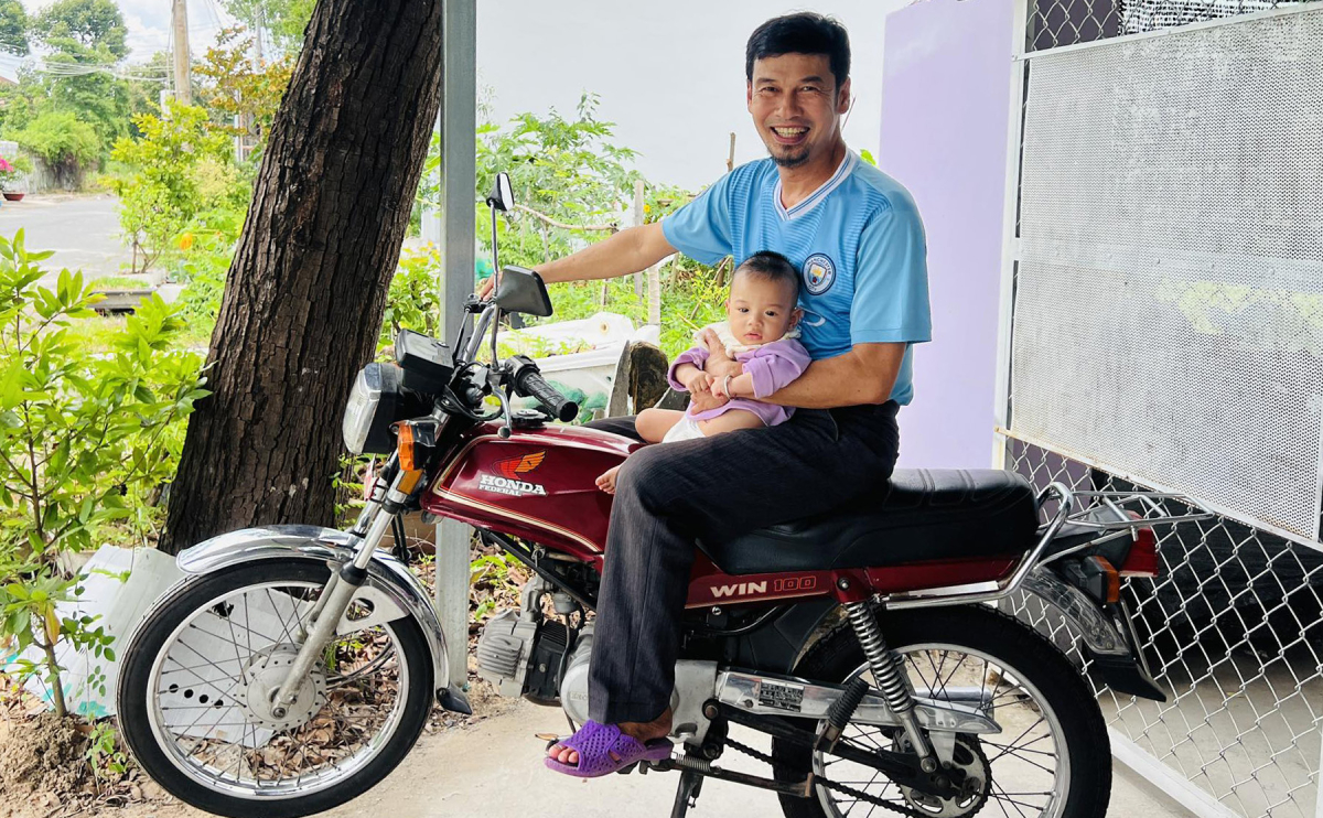 Tiết Cương học cách làm bố ở tuổi 52 - 4