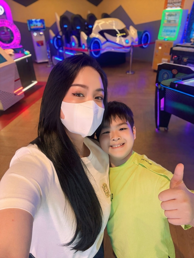 Cuộc sống của Nhật Kim Anh khi làm mẹ lần hai - 6