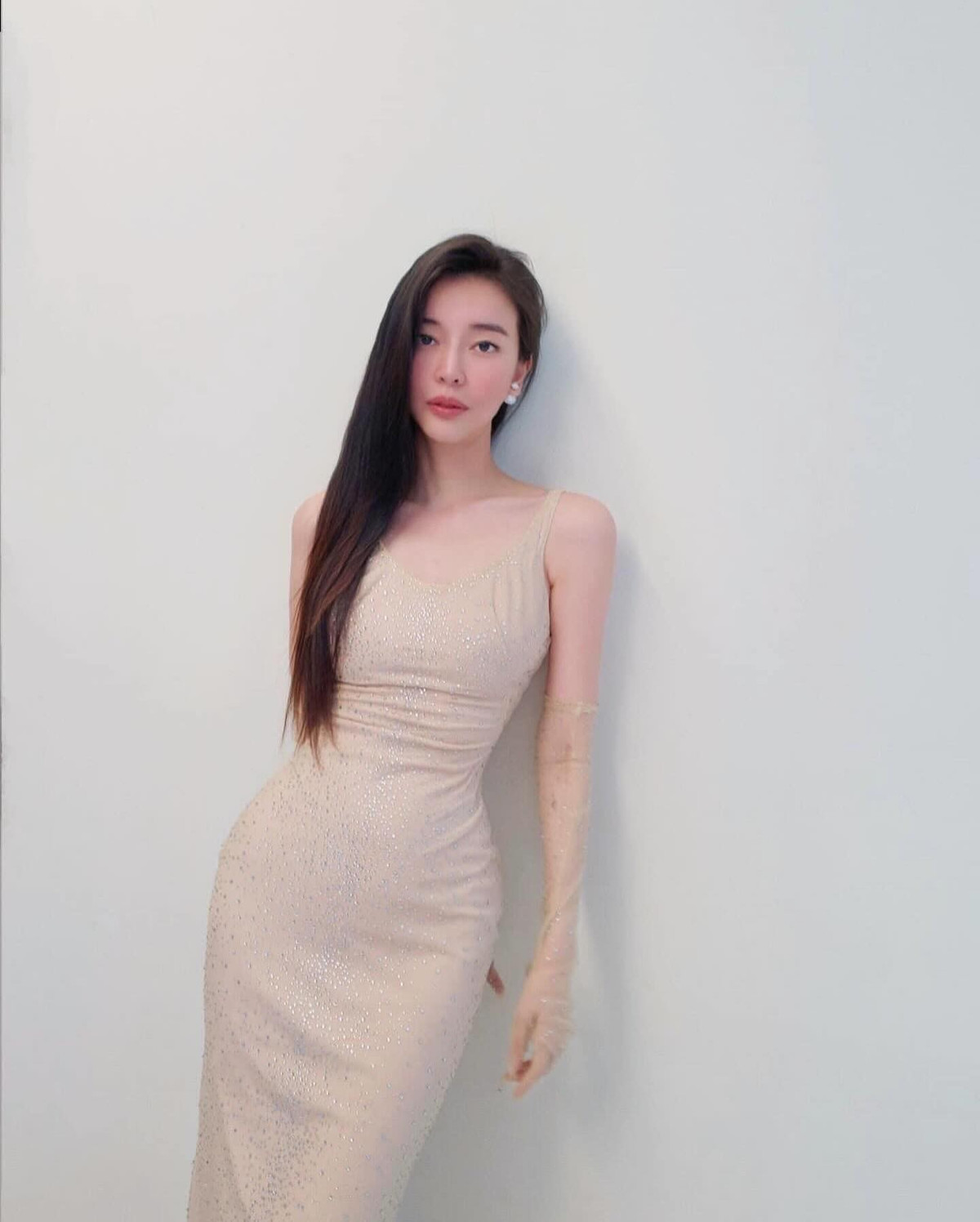Cao Thái Hà trẻ trung tuổi 35, giữ dáng ấn tượng với số đo chuẩn - 9