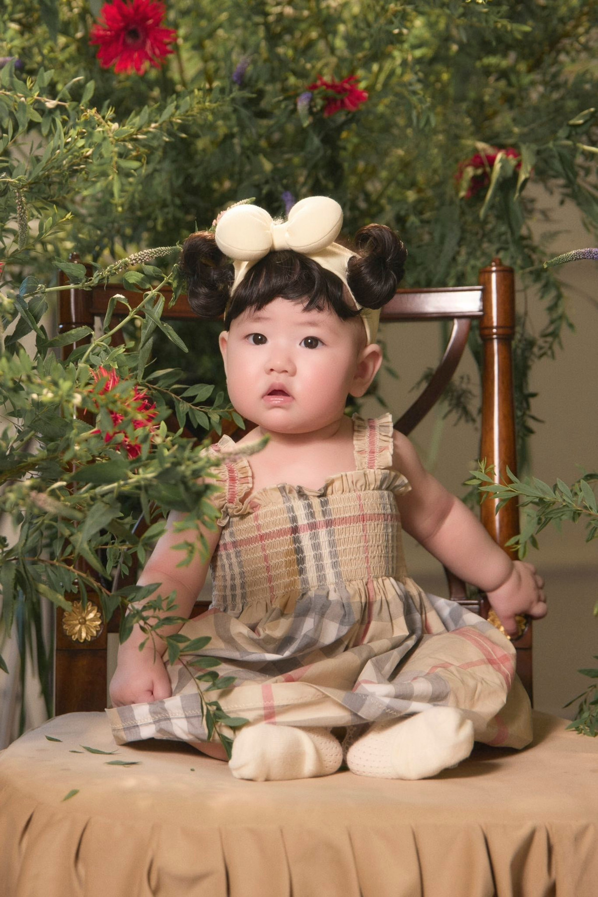 Sau 6 năm về chung nhà, tổ ấm của vợ chồng Tú Anh và thiếu gia Phạm Gia Lộc viên mãn khi có đủ nếp, đủ tẻ. Ảnh: FB Duong Tu Anh