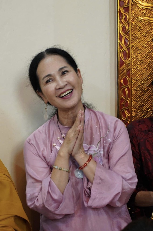 Ngoài ra việc tìm đến Phật pháp cũng giúp tinh thần của nữ nghệ sĩ trở nên an yên và khỏe khoắn hơn.