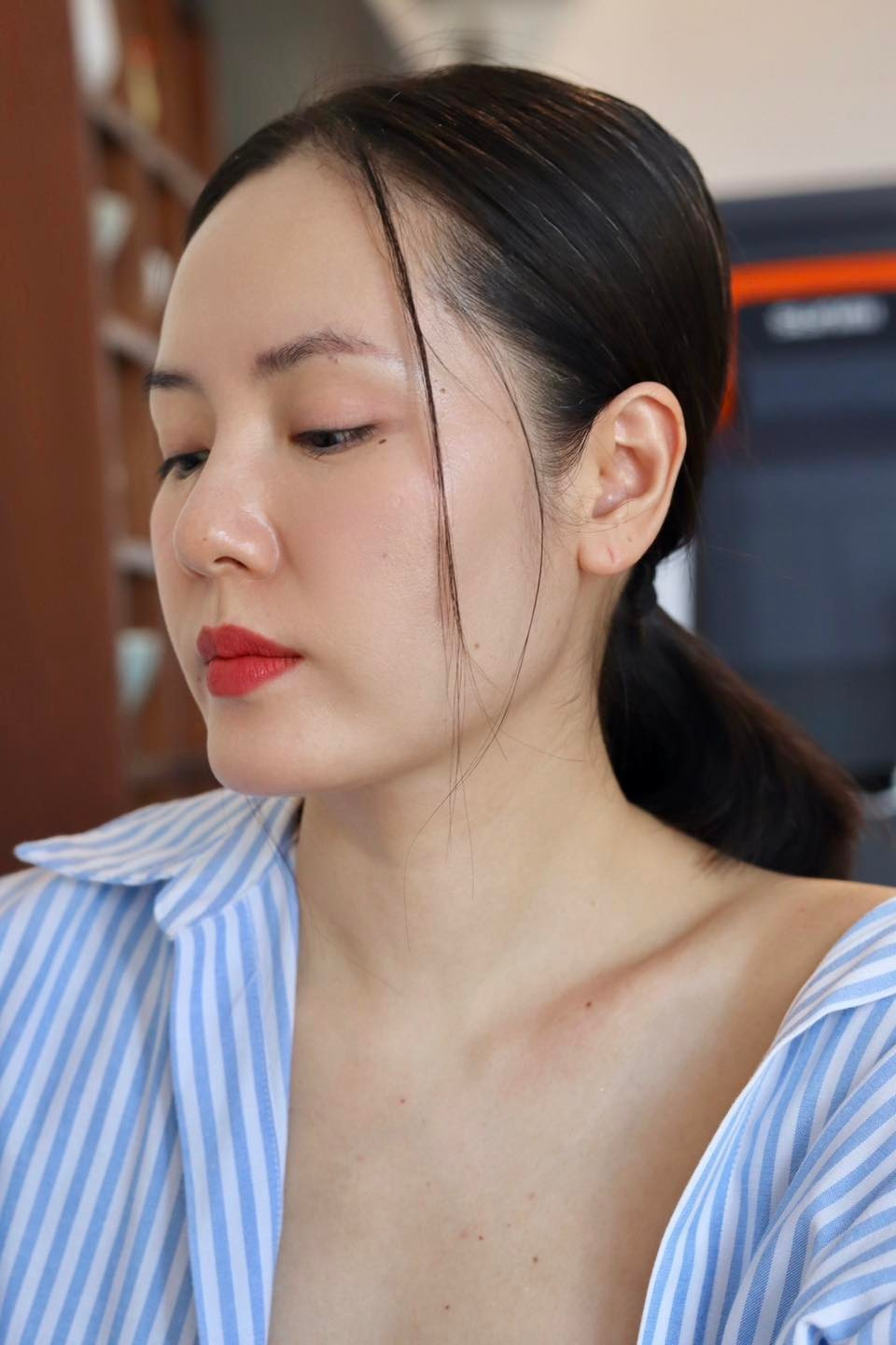 Phương Linh khoe cận làn da láng mịn amp;#34;không tì vếtamp;#34; khi đến Quy Nhơn - 5