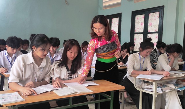 Dự kiến sang 2026, 2 nhóm giáo viên được hưởng mức phụ cấp 150% mức lương. Ảnh minh họa: TL