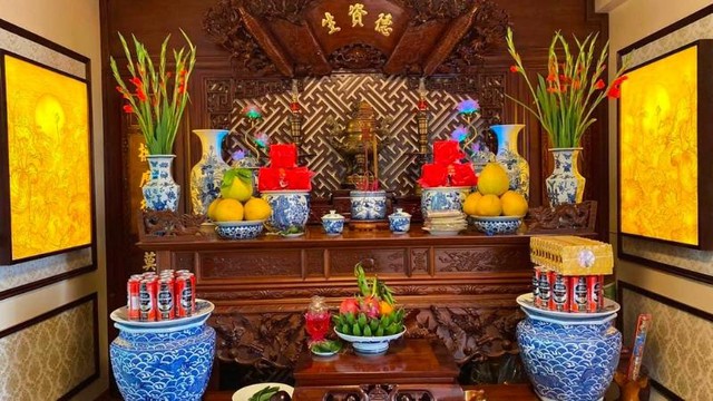 Trong truyền thống thờ cúng của người Việt, lời khấn là phần quan trọng nhất trong nghi lễ.