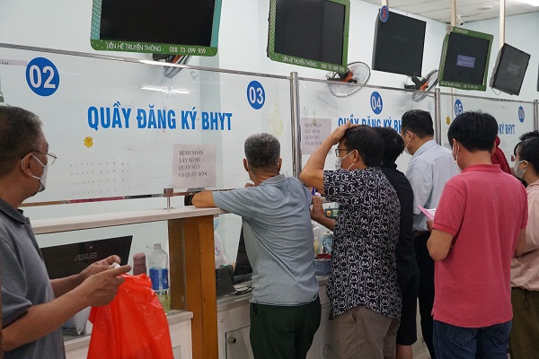 Quyền lợi của người tham gia BHYT luôn được đảm bảo.