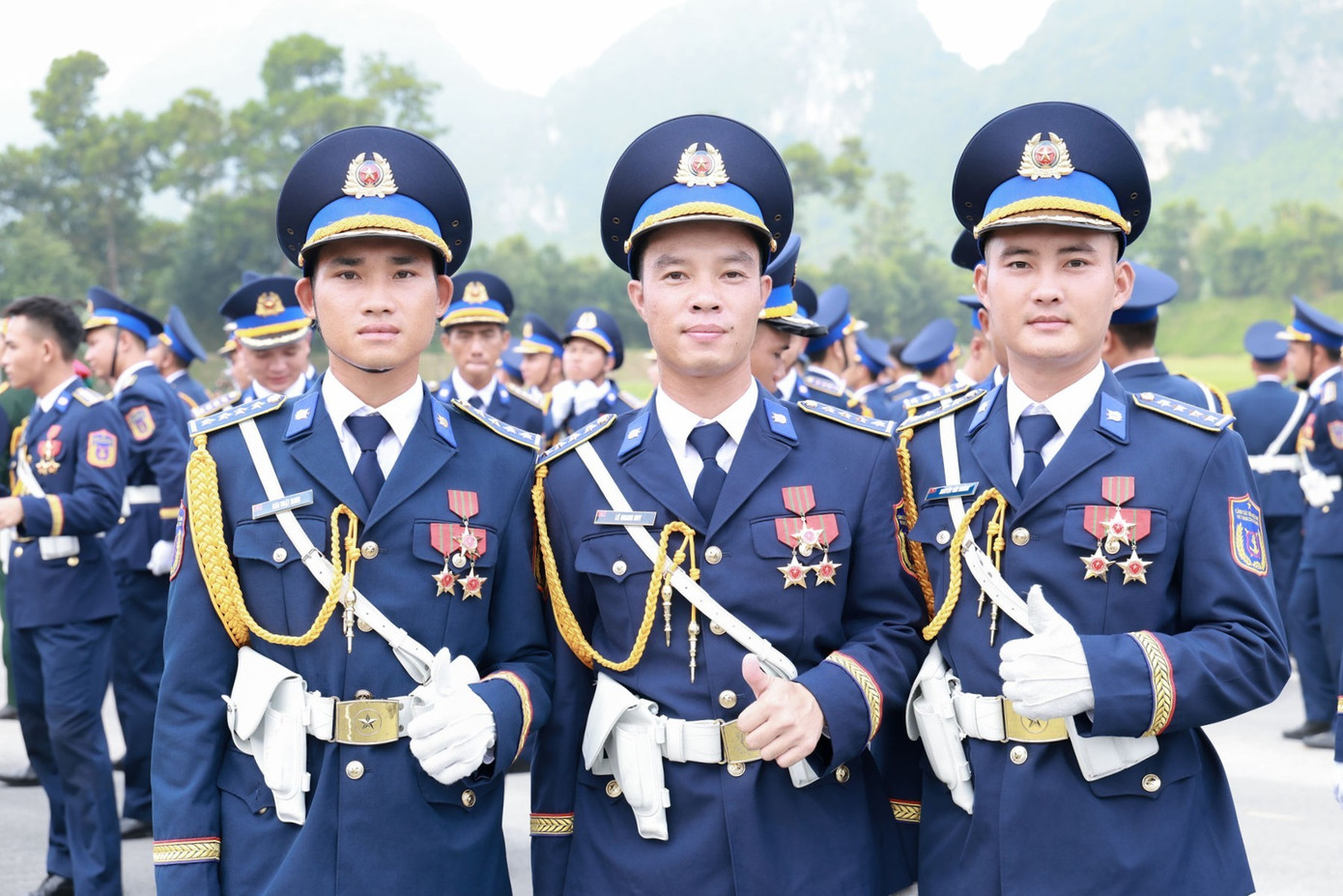 Cảnh sát biển Việt Nam dồn sức tập luyện trên biển, trên bộ sẵn sàng cho đại lễ 2/9 - 8