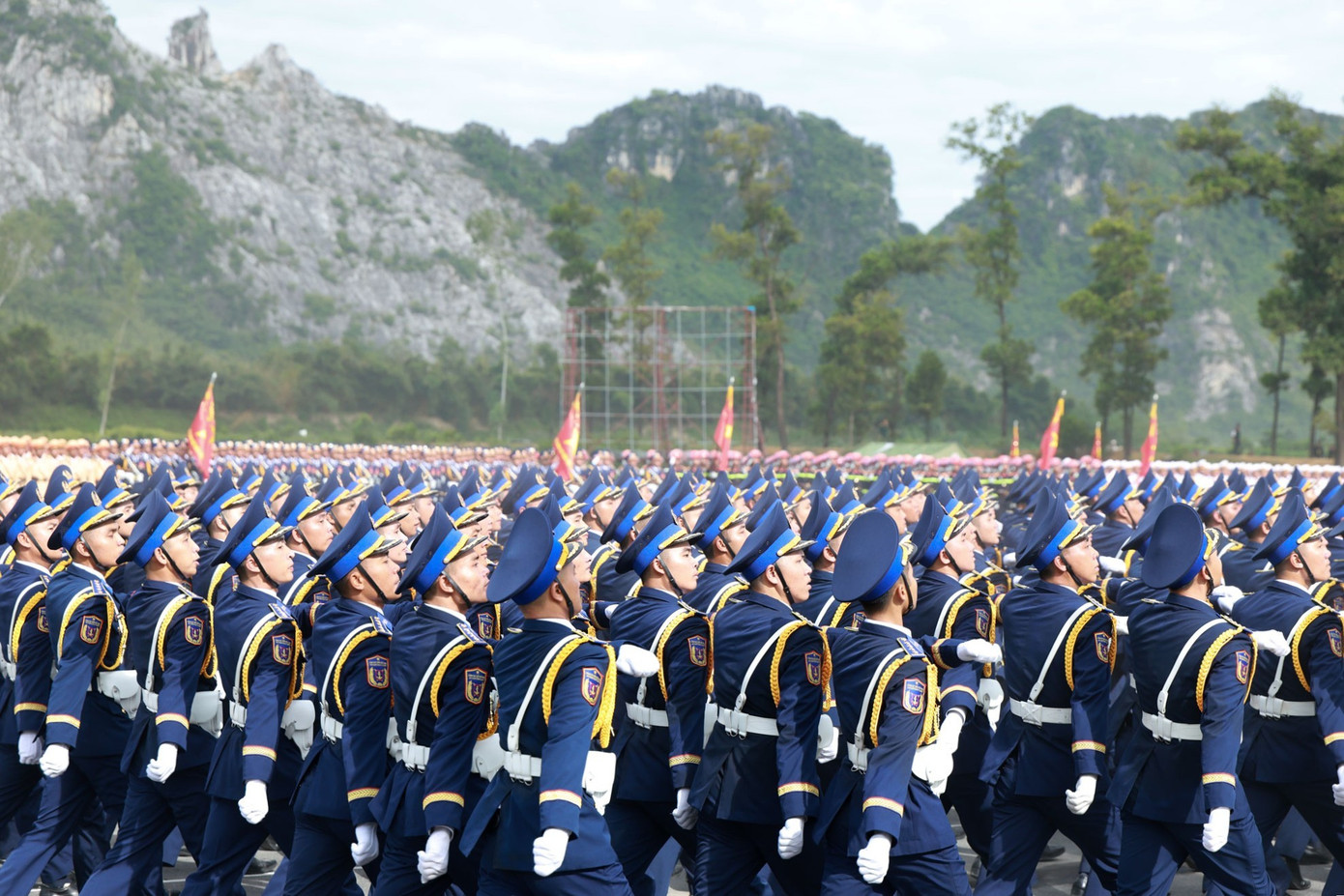 Cảnh sát biển Việt Nam dồn sức tập luyện trên biển, trên bộ sẵn sàng cho đại lễ 2/9 - 15