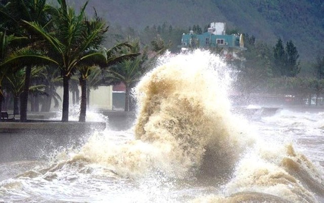 Biển Đông đón áp thấp nhiệt đới trong 24 giớ tới.