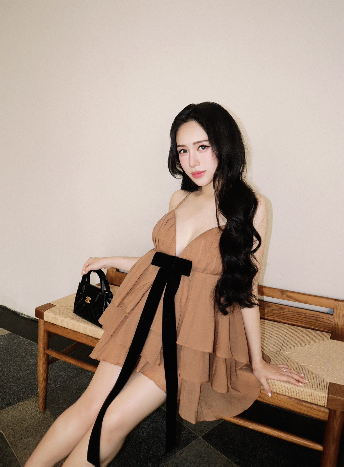 Sau khi sinh 4 con, sắc vóc ái nữ đại gia Minh Nhựa ra sao? - 6
