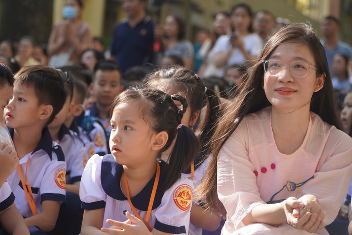 Vỡ òa cảm xúc trong ngày amp;#34;Hôm nay, em vào lớp 1amp;#34; - 8