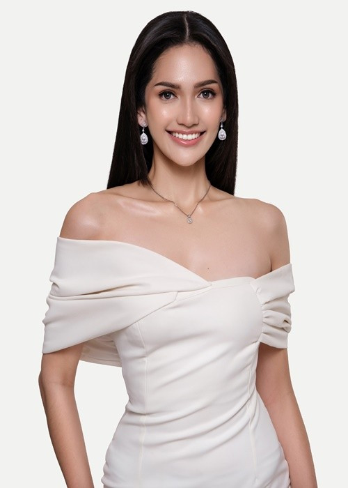 Melliza Xaviera không chỉ sở hữu nhan sắc tuyệt đẹp mà còn là một người phụ nữ bản lĩnh. Cô là bác sĩ y khoa, tốt nghiệp Đại học Indonesia. Ảnh: Instagram Melliza Xaviera.