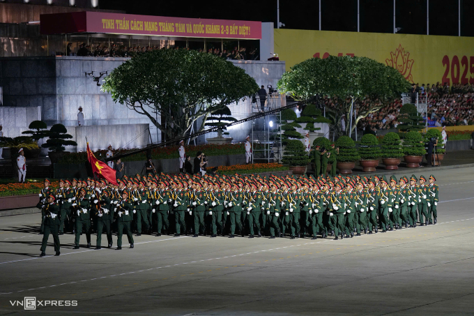 Buổi hợp luyện đầu tiên tại quảng trường Ba Đình - 46