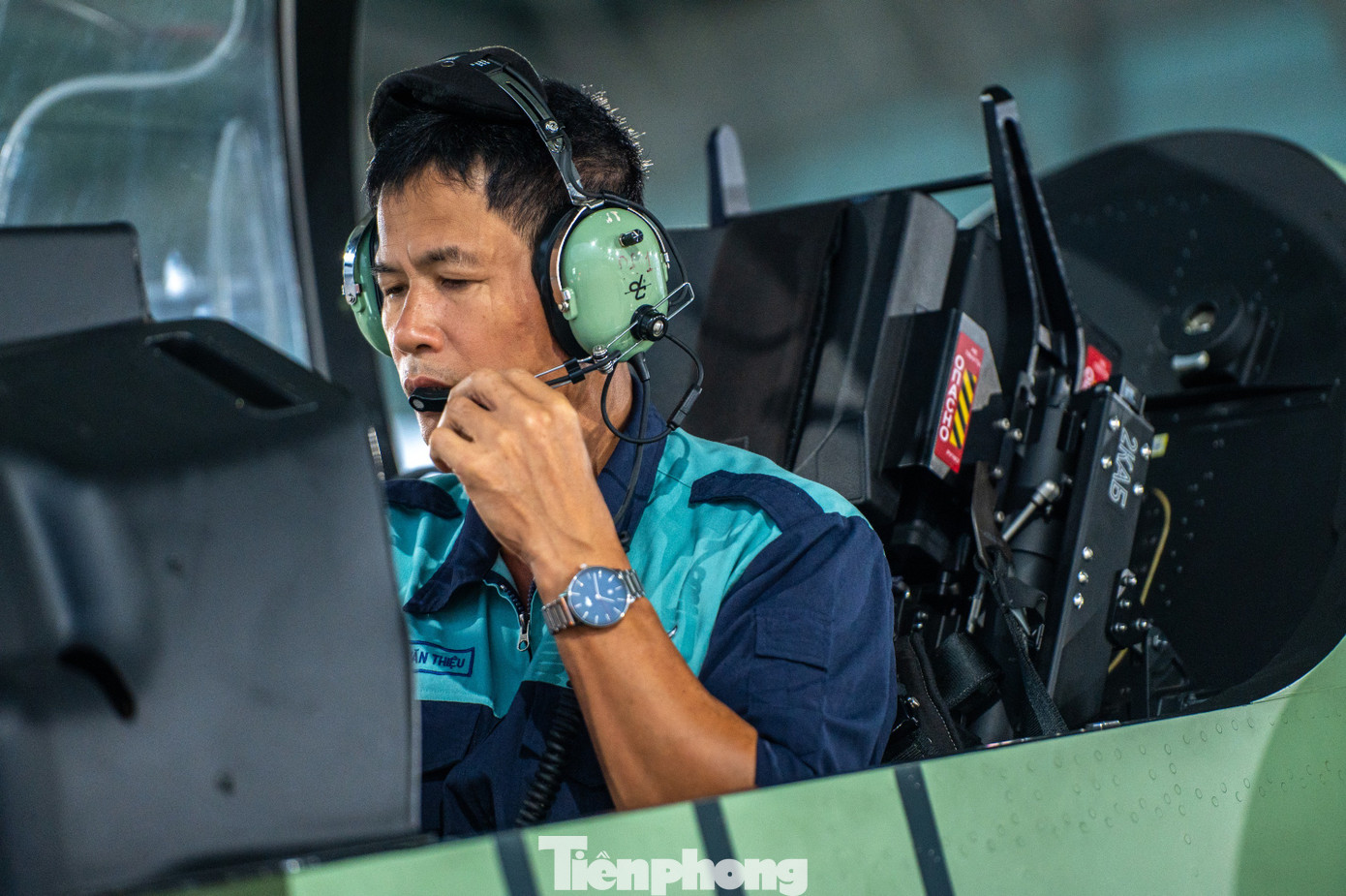 Biên đội tiêm kích sẵn sàng bay trên bầu trời Quảng trường Ba Đình - 3