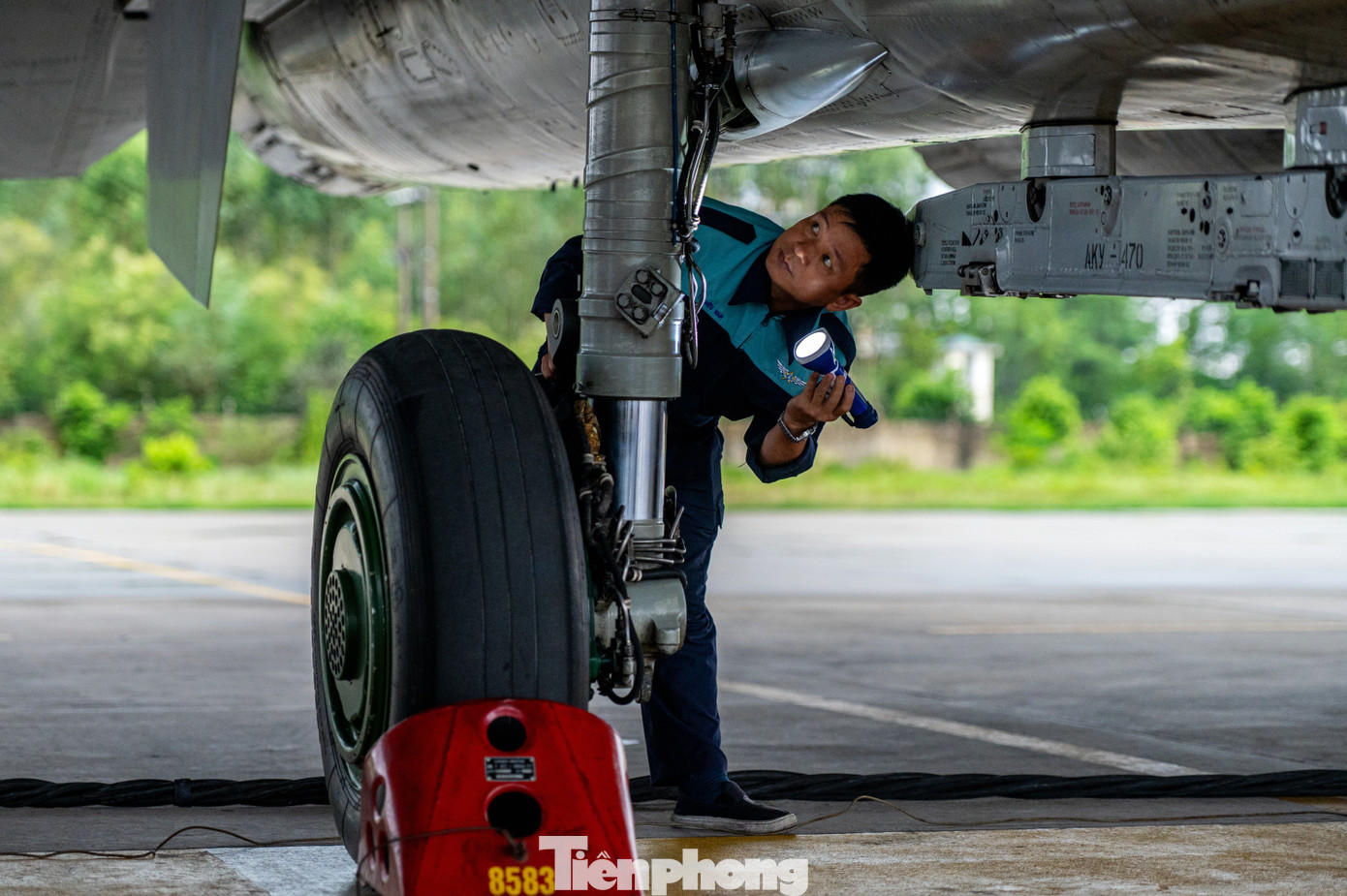 Biên đội tiêm kích sẵn sàng bay trên bầu trời Quảng trường Ba Đình - 8
