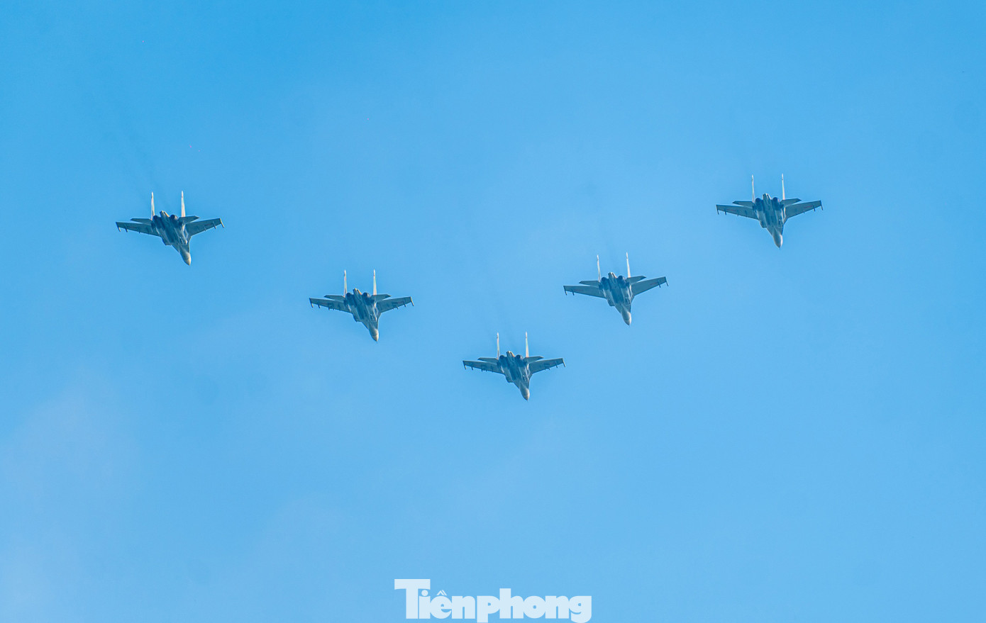 img src/upload/3-2025/images/2025-08-24/1756003438-tp-quocnam-z62-8016-width1390height925.jpg width660 /