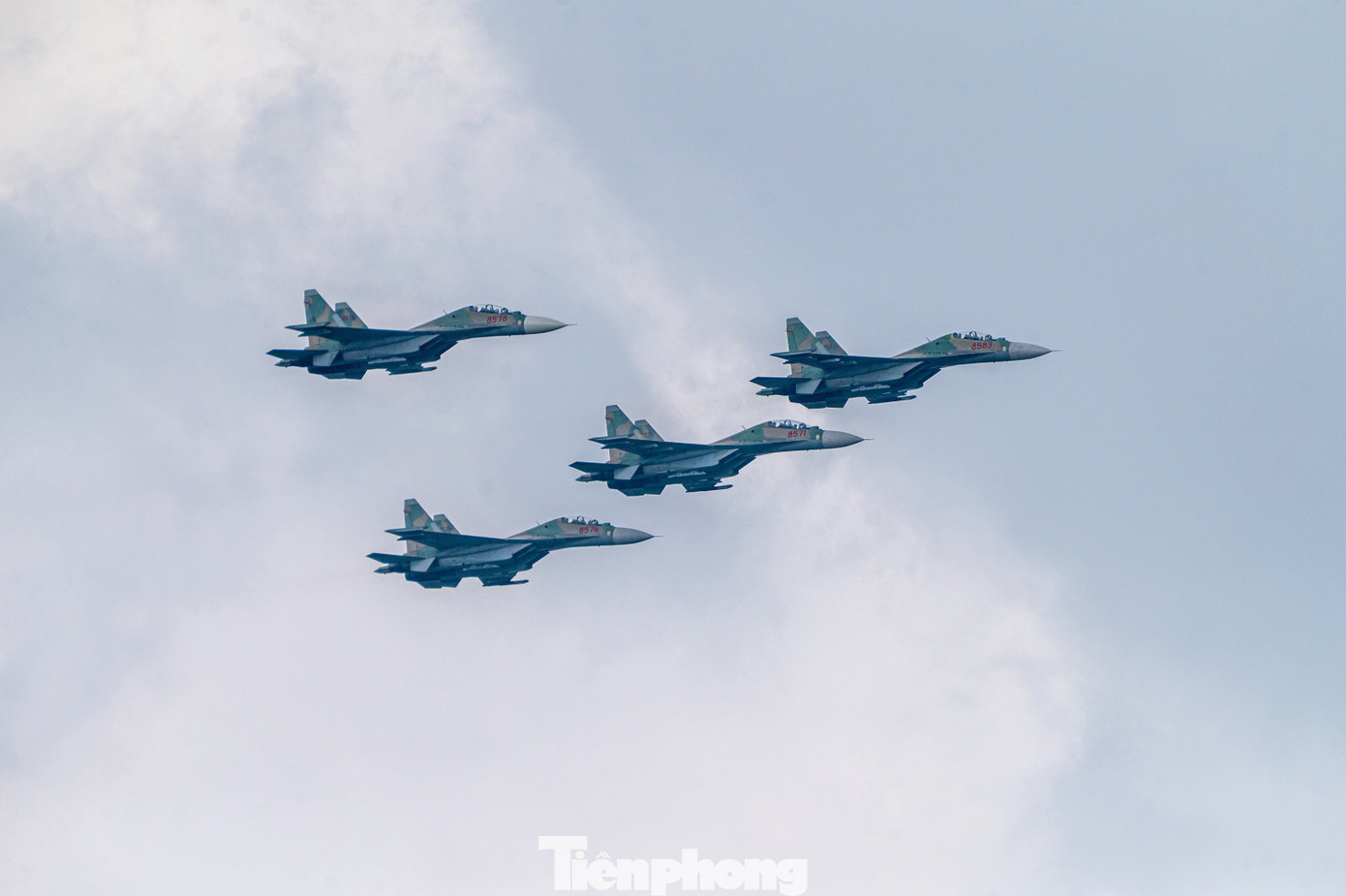 Biên đội tiêm kích sẵn sàng bay trên bầu trời Quảng trường Ba Đình - 19