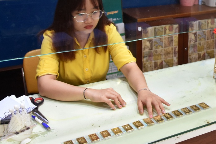 Giá vàng miếng SJC tiếp tục đi lên