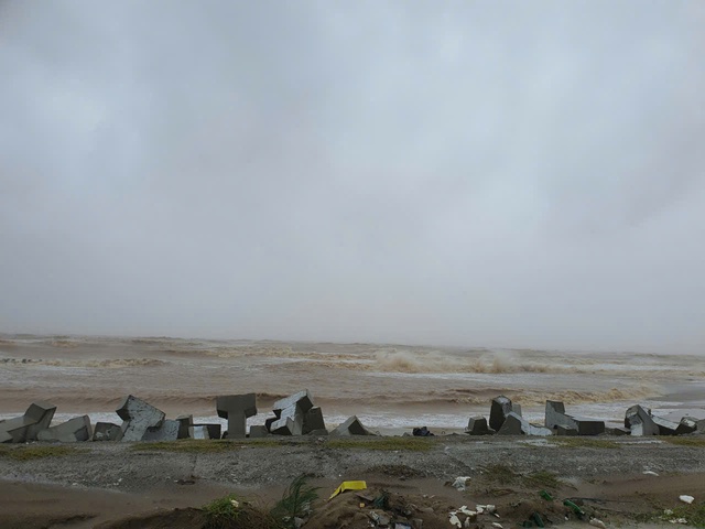 Áp thấp nhiệt đới tiếp nối bão số 5 sẽ vào Biển Đông những ngày tới.