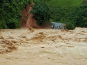 Tin tức - Gần 700 xã, phường có nguy cơ lũ quét, sạt lở đất