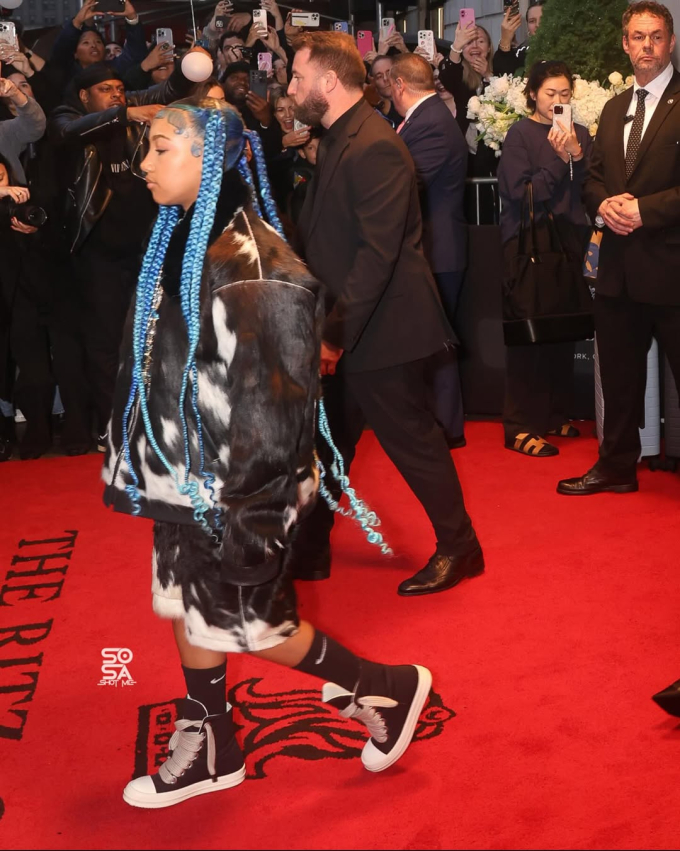 North West tới Met Gala cùng mẹ