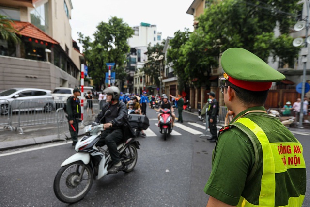 Hà Nội thông báo lịch cập nhật phương án phân luồng, cấm nhiều tuyến đường phục vụ Tổng duyệt Lễ kỷ niệm 80 năm Cách mạng tháng Tám thành công và Quốc khánh 2/9.