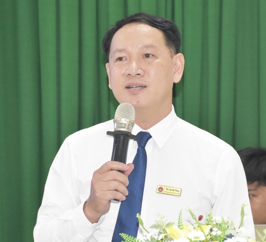 Thạc sĩ Cao Văn Thống, Học viện Cán bộ TP.HCM.