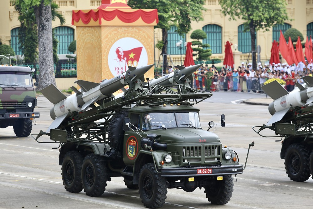 Dàn khí tài amp;#34;khủngamp;#34; phô diễn sức mạnh toàn quân tại tổng duyệt diễu binh A80 - 5