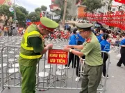 Tin tức - Công an Hà Nội đề nghị người dân không dựng lều giữ chỗ xem diễu binh