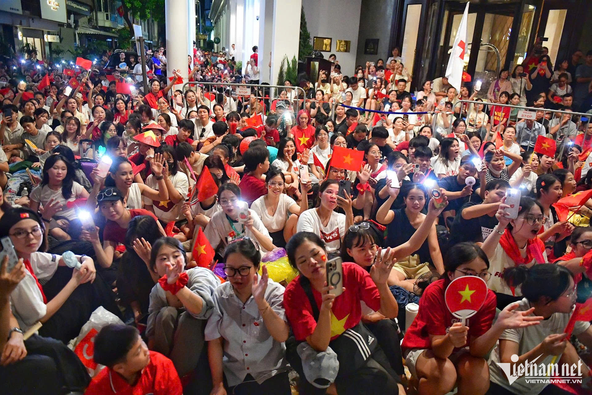 Dàn xe tăng, khí tài cùng vạn chiến sĩ hội tụ về Quảng trường Ba Đình - 35