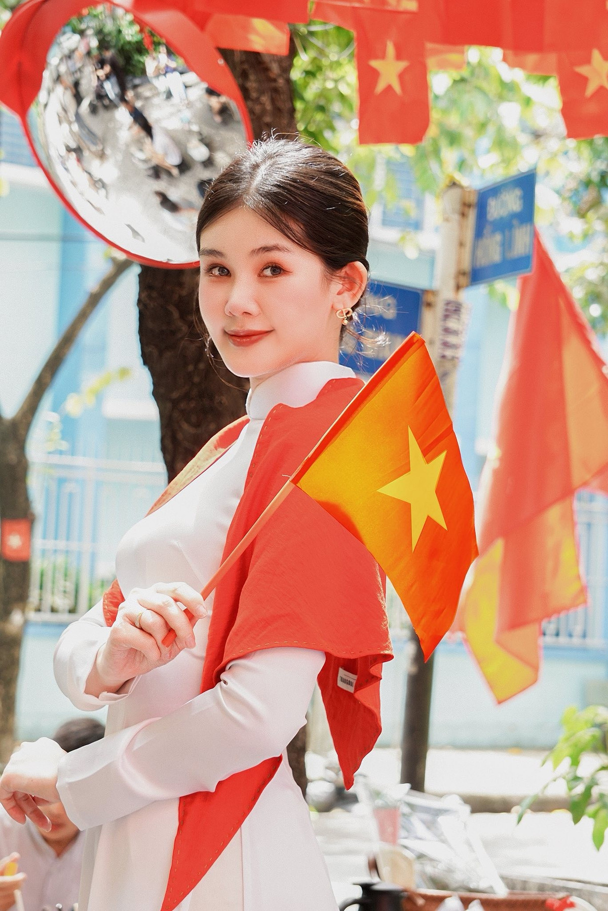 Hoa hậu Ngân Anh hào hứng hướng về đại lễ 2/9 - 1
