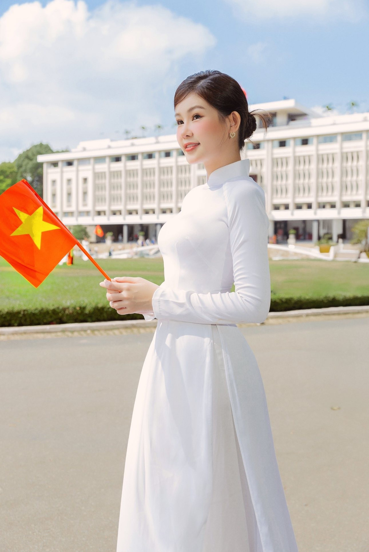 Hoa hậu Ngân Anh hào hứng hướng về đại lễ 2/9 - 11