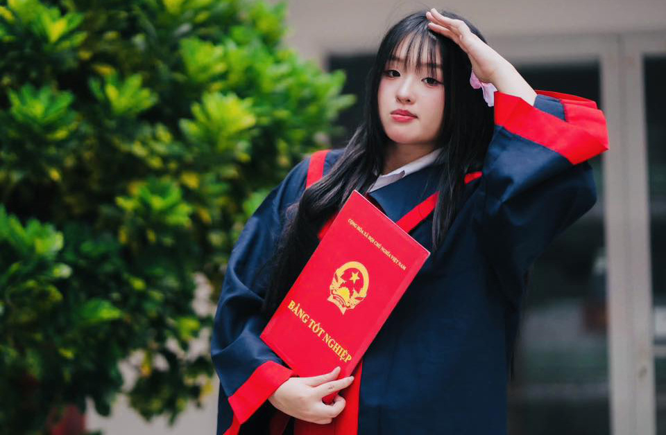 Con gái 18 tuổi xinh xắn, học giỏi của diễn viên Hoàng Mập - 4