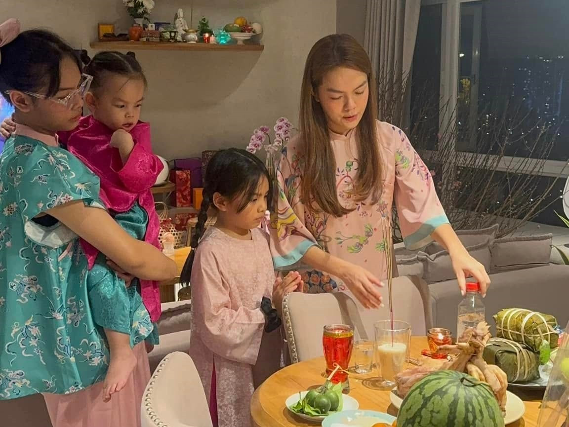 Ba cô con gái của ca sĩ Phạm Quỳnh Anh - 3