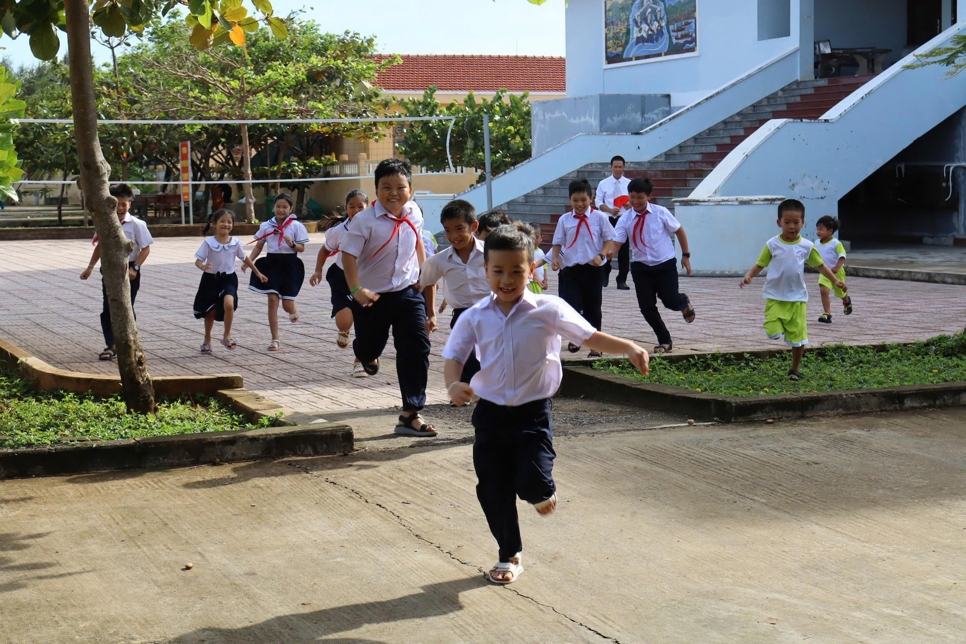 Niềm vui tới trường của học sinh ở đặc khu Trường Sa